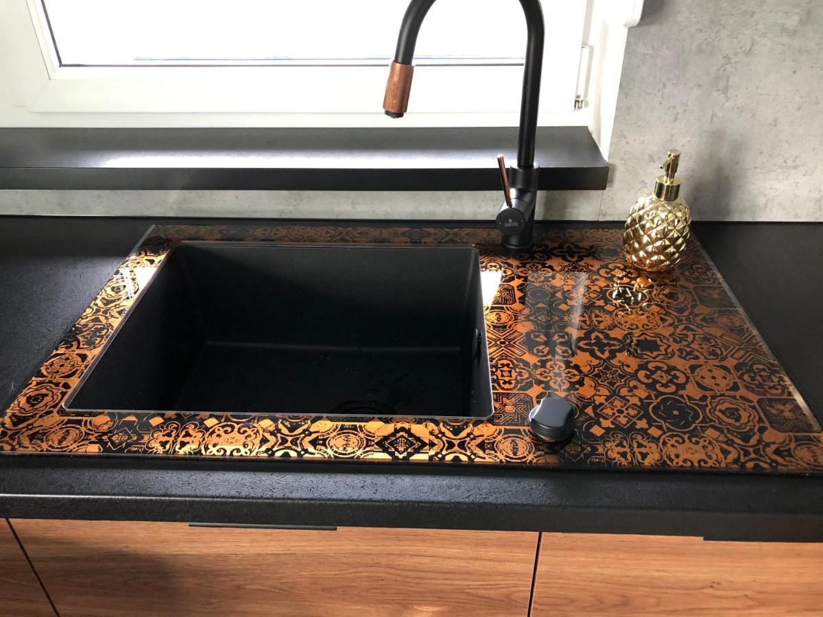 Apartament W Cieplicach Deluxe Jelenia Góra Eksteriør billede