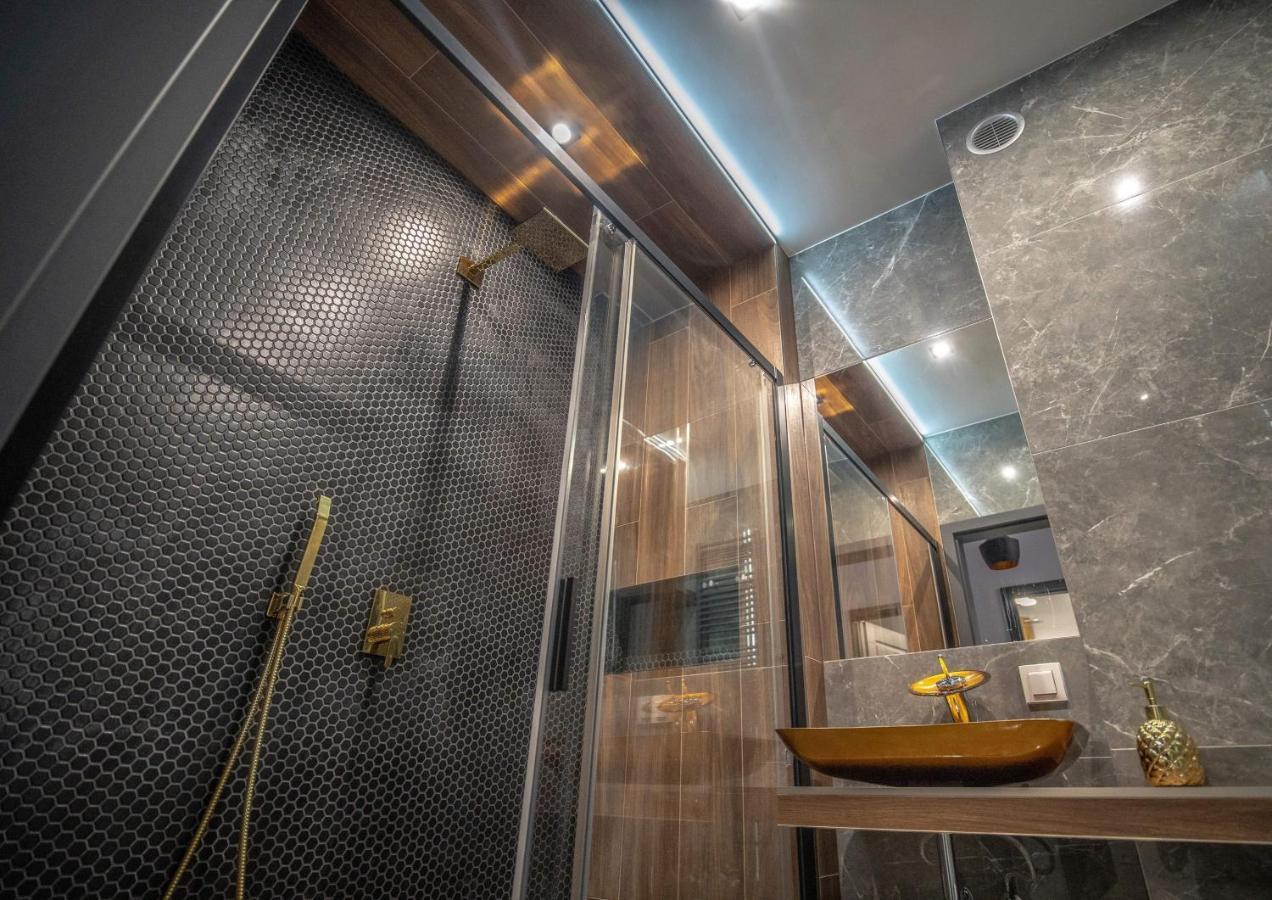 Apartament W Cieplicach Deluxe Jelenia Góra Eksteriør billede