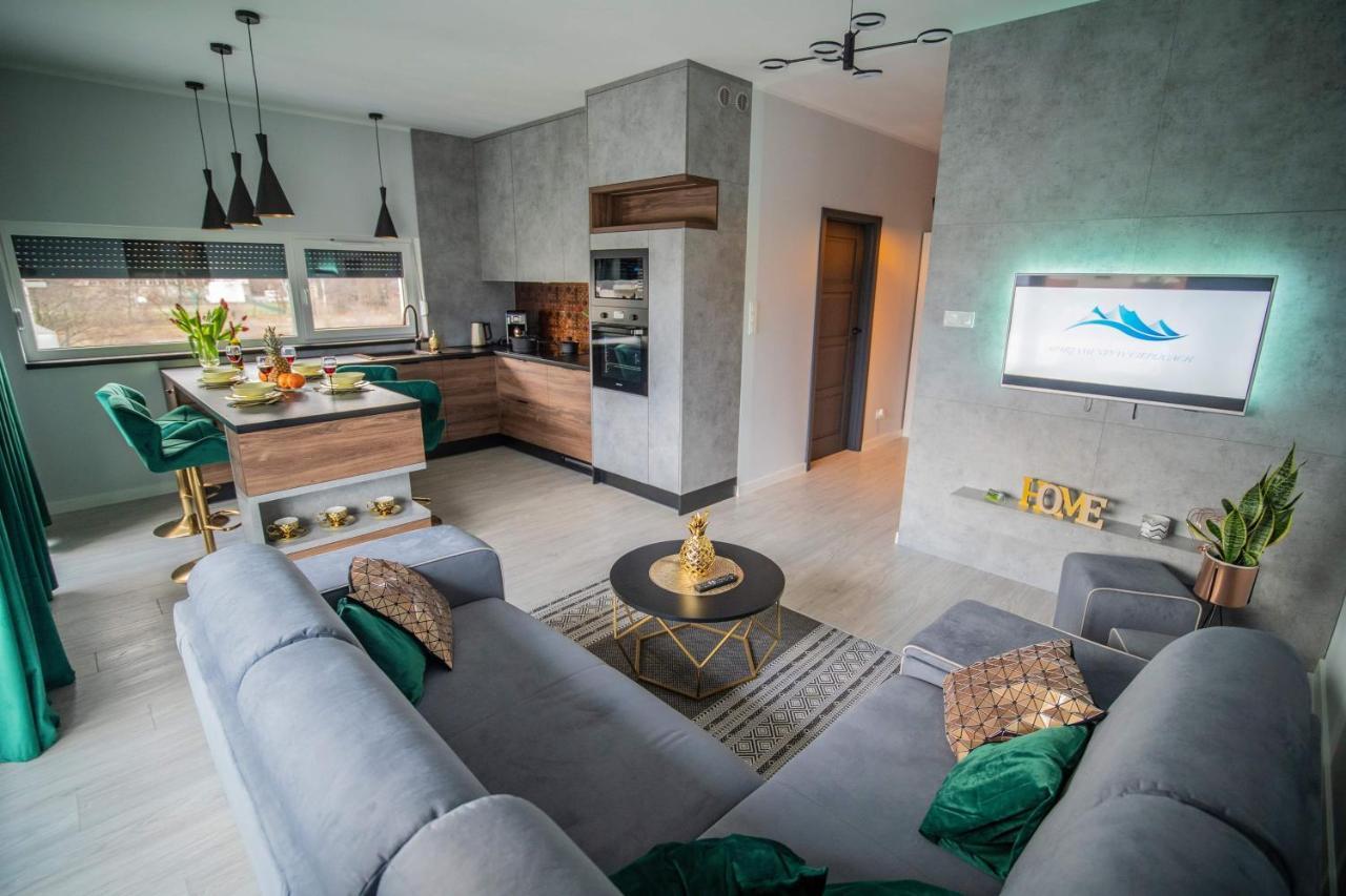 Apartament W Cieplicach Deluxe Jelenia Góra Eksteriør billede