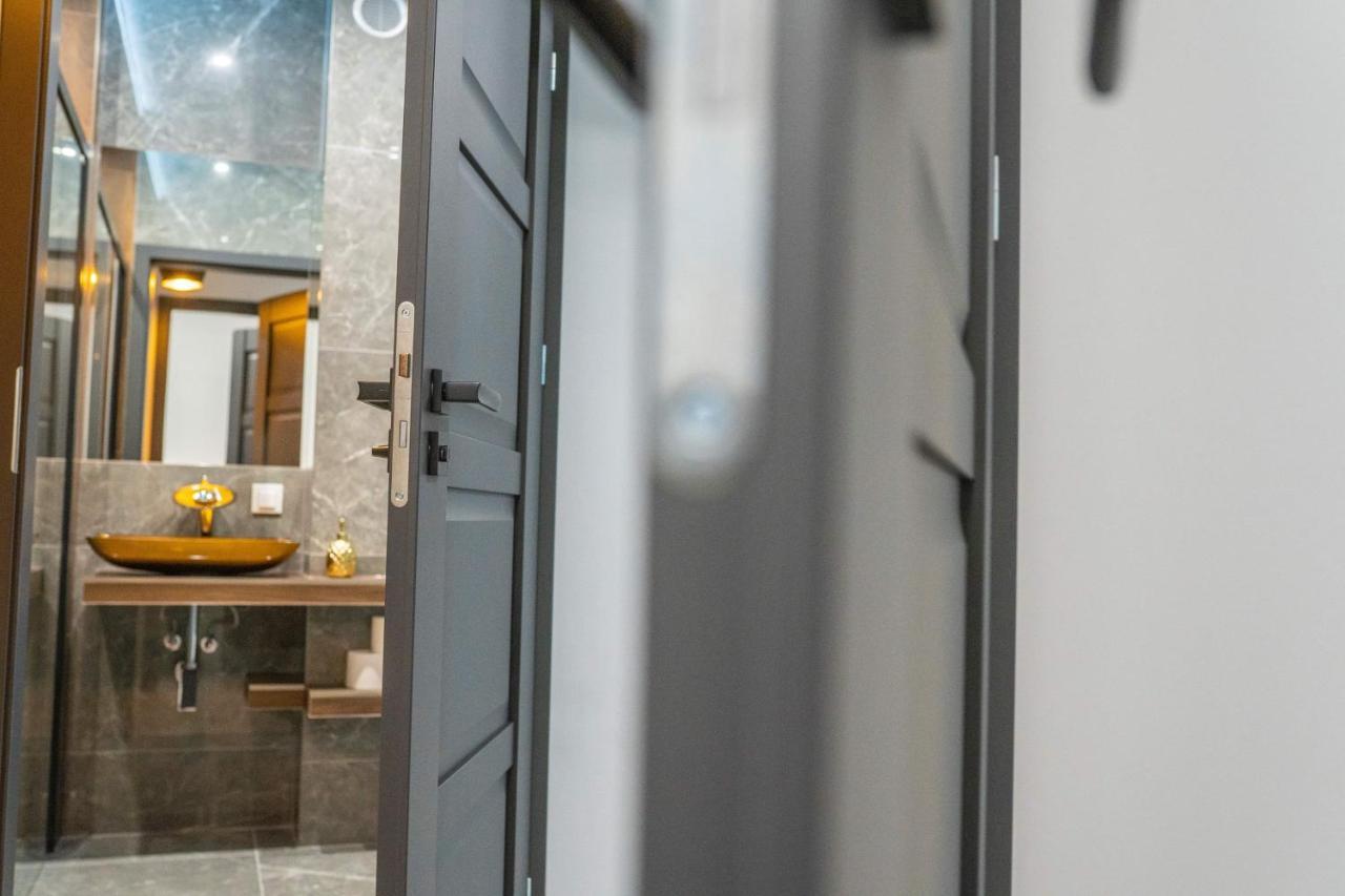 Apartament W Cieplicach Deluxe Jelenia Góra Eksteriør billede