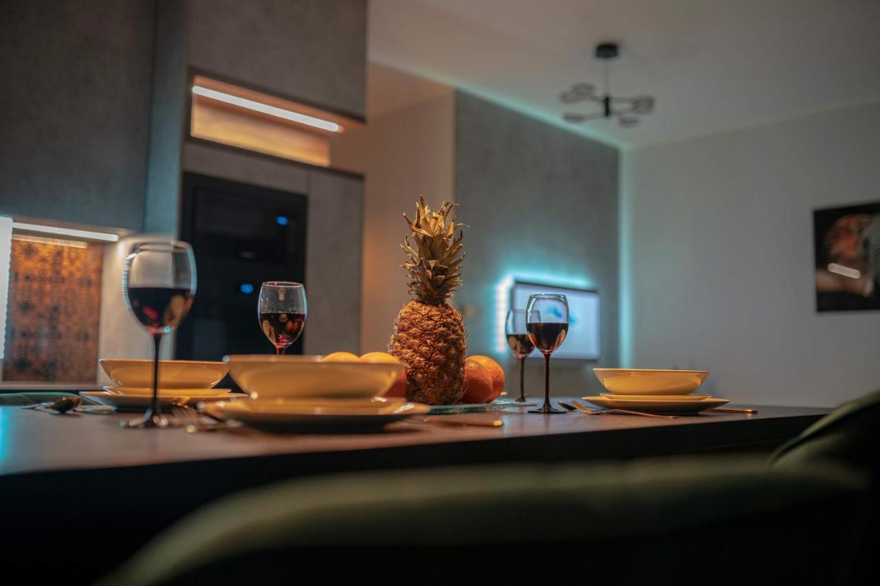 Apartament W Cieplicach Deluxe Jelenia Góra Eksteriør billede