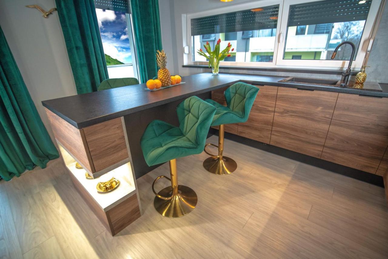 Apartament W Cieplicach Deluxe Jelenia Góra Eksteriør billede